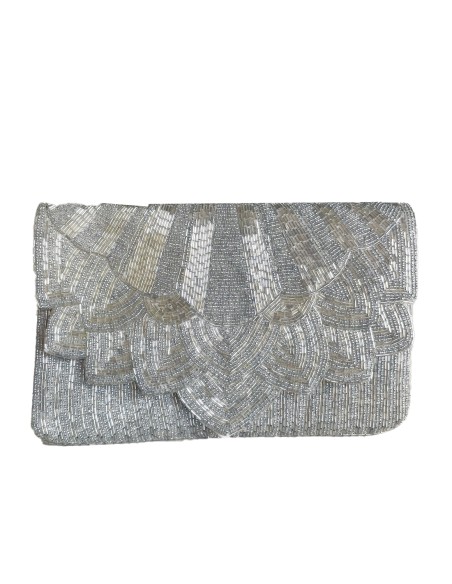 Cartera de mano blanca de pedrería para invitadas