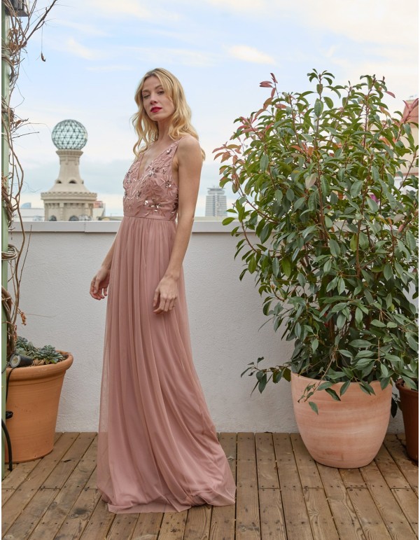 Vestido largo de fiesta con detalle pedrería y falda de tul 2
