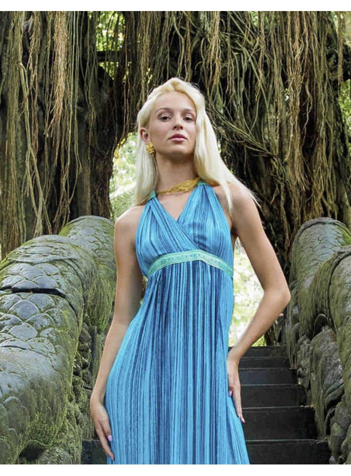 Choker dorado con superficie plana en relieve