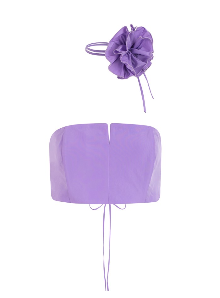 Top de fiesta palabra de honor con detalle flor