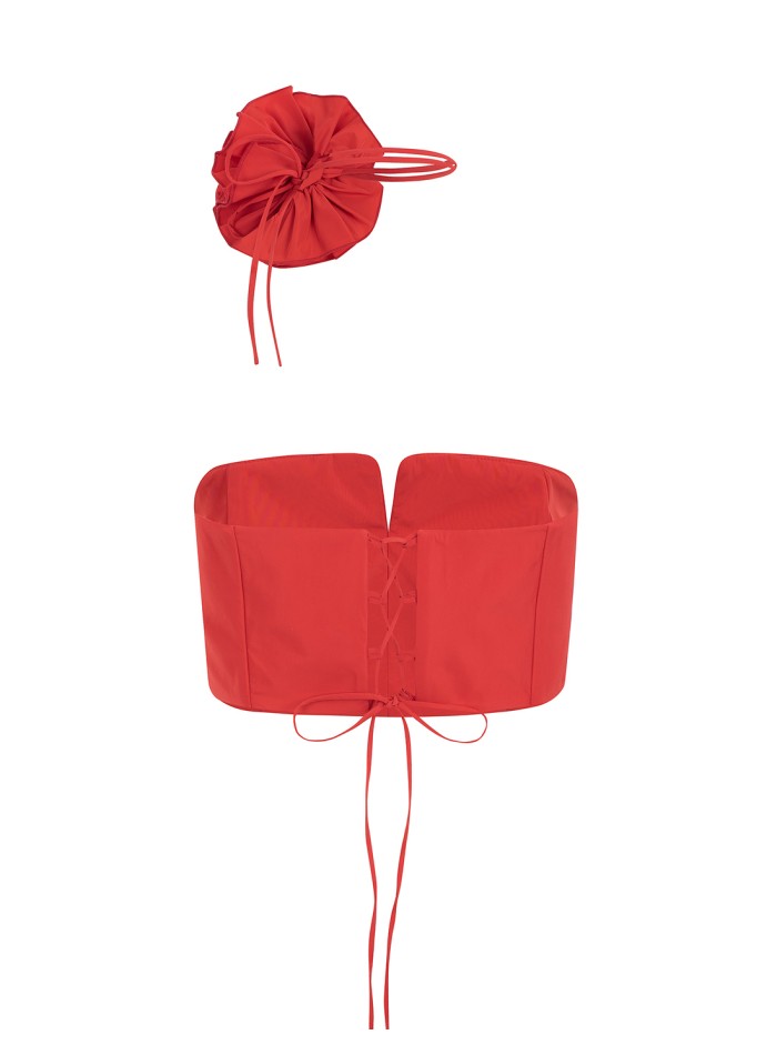 Top de fête sans bretelles avec détails floraux