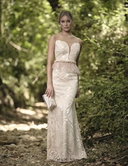 Robe longue de fête brodée de sequins