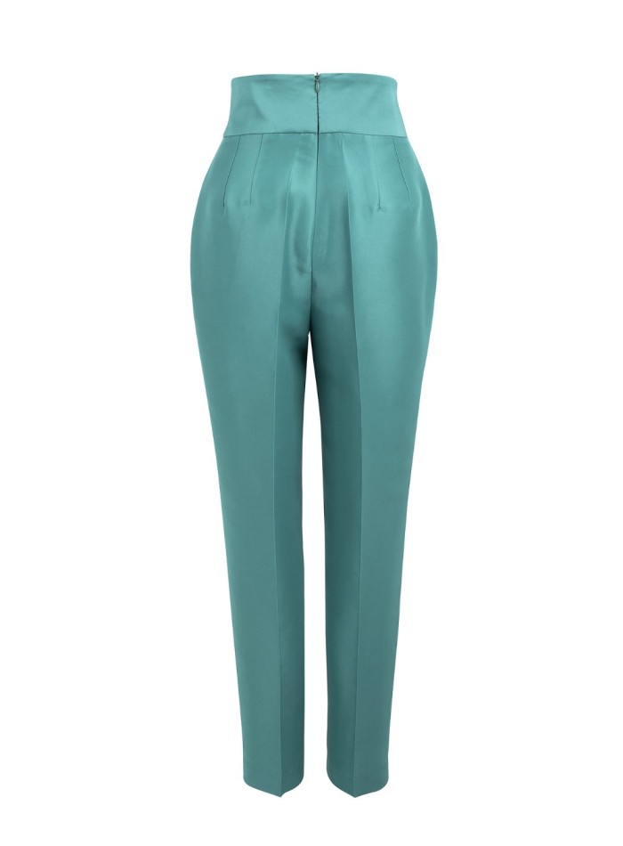 Pantalon à taille large et à plis avec ceinture...