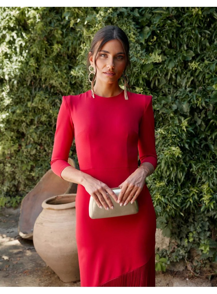 Vestido midi rojo de flecos con manga francesa