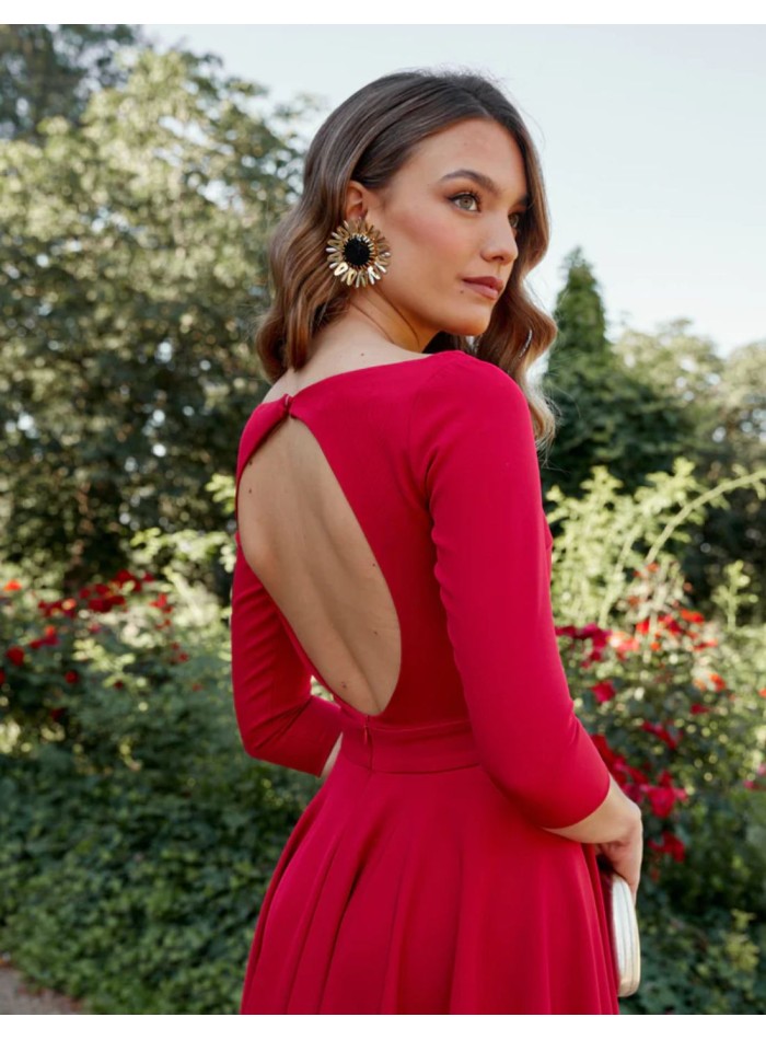 Vestido de fiesta midi con espalda descubierta...