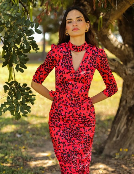 Vestido midi estampado animal print con escote