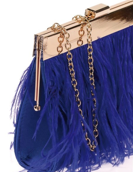 Clutch bag with fine feathers on both sides and metallic clasp