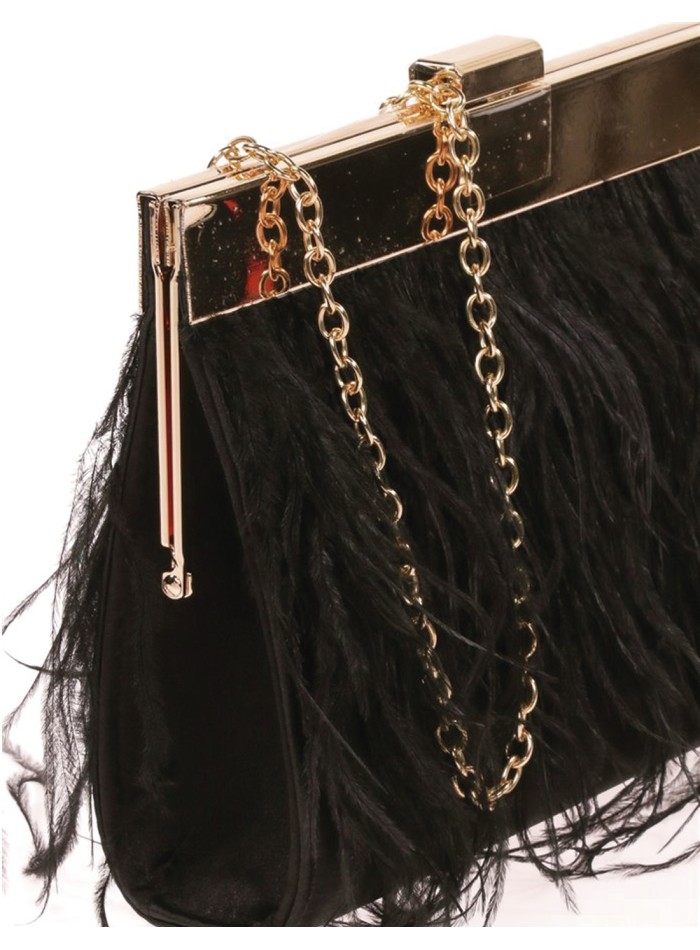 Bolso de plumas finas en ambos lados y cierre...