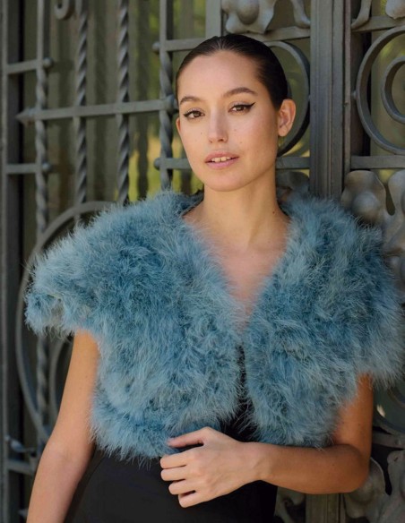 Torera de plumas de avestruz