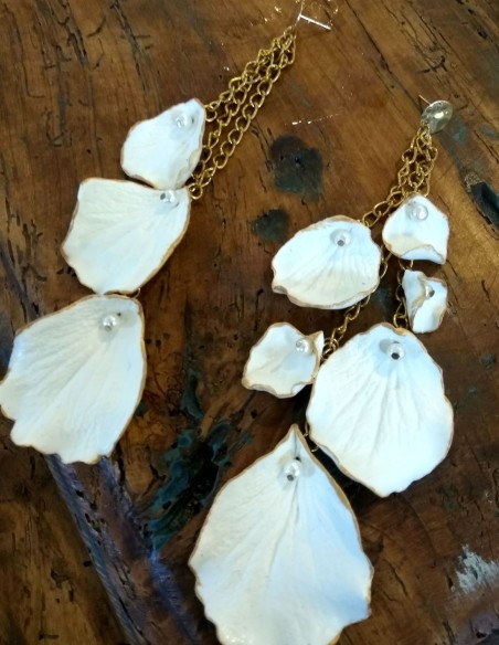 Long earrings with petals attached for bride.