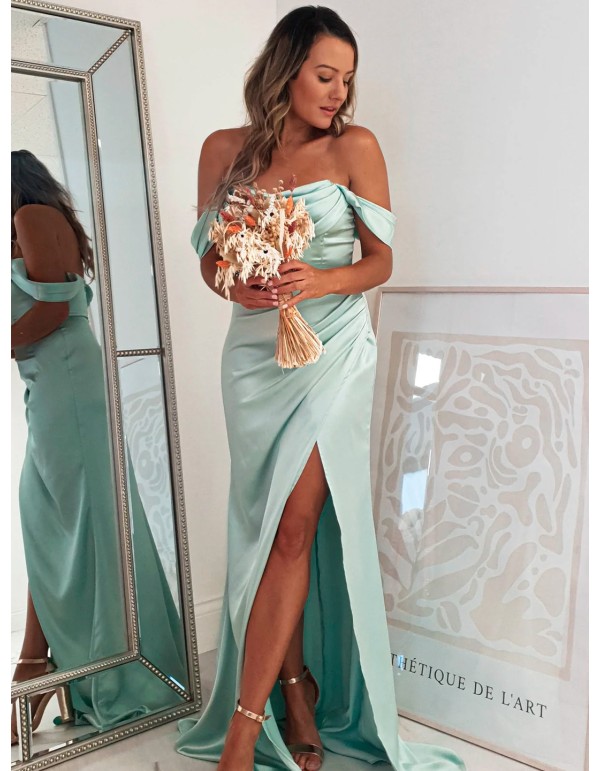 Evening dress with bandeau neckline, bodice and satiny fabric