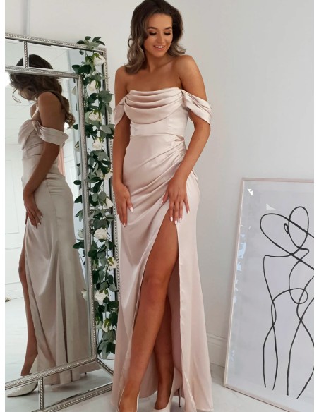 Evening dress with bandeau neckline, bodice and satiny fabric