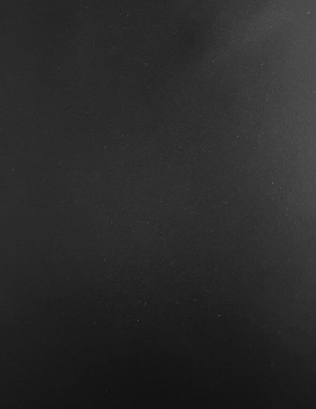 Vestido de fiesta cruzado con escote pronunciado