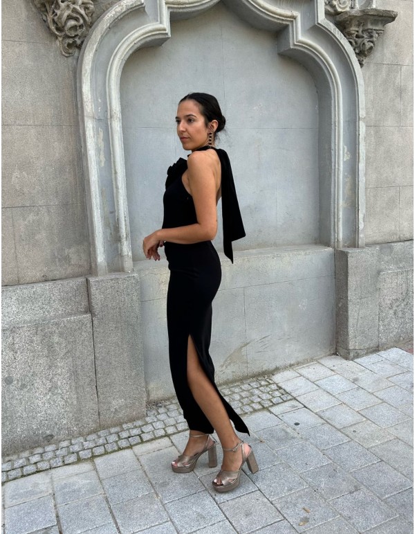 Vestido midi de fiesta negro para fiestas. 2