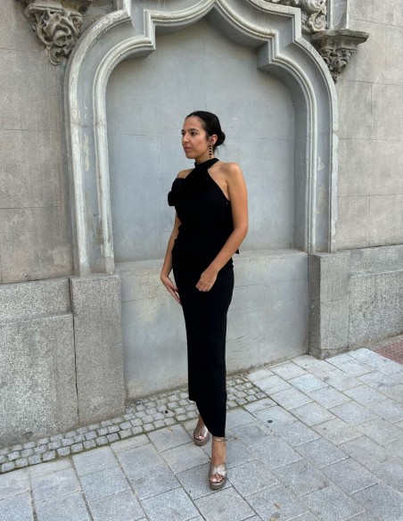 Midi party dress with halter neckline and side slit.