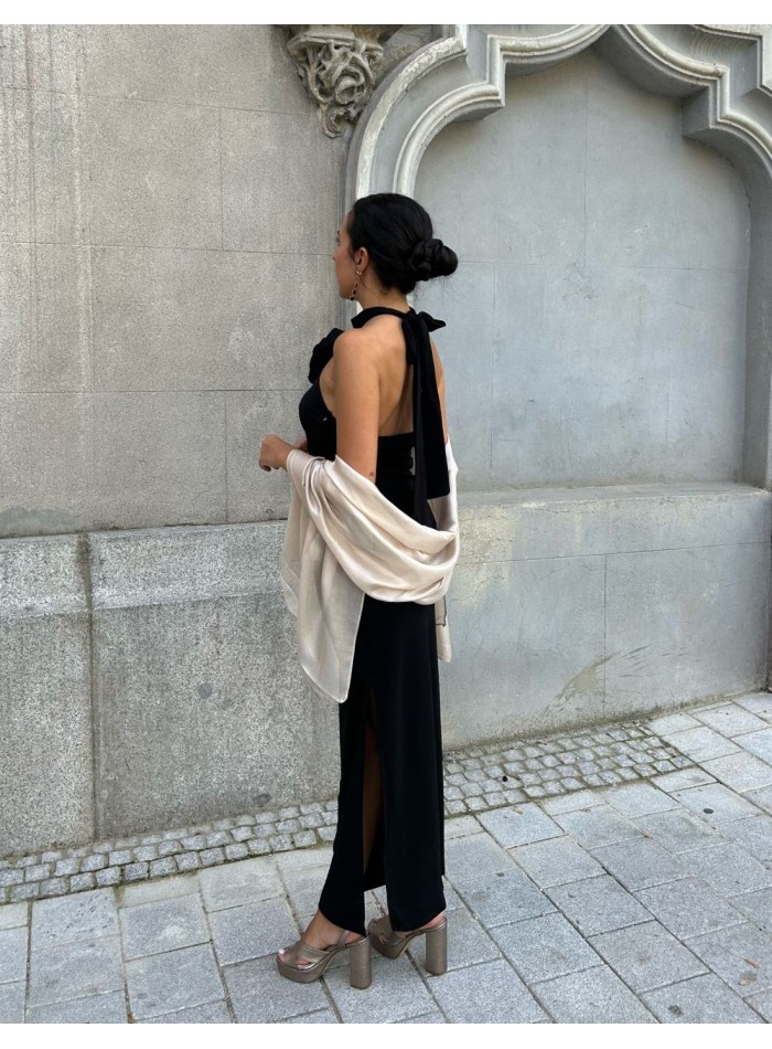 Champagne color satin shawl with satin texture.