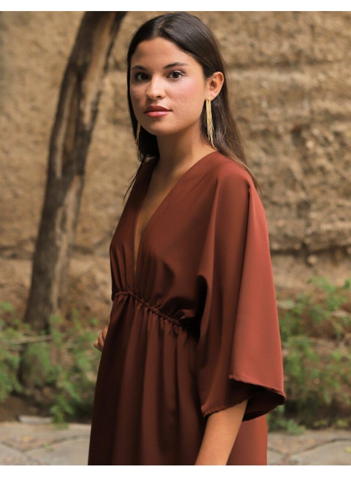 Midi ball gown with flouncy skirt and plunging neckline