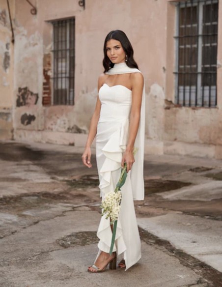 Vestido de novia escote corazón y volantes