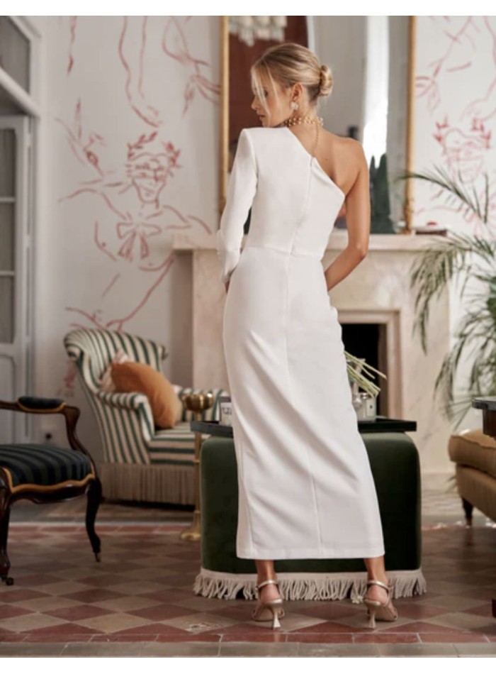 Vestido de novia midi marfil con escote asimétrico