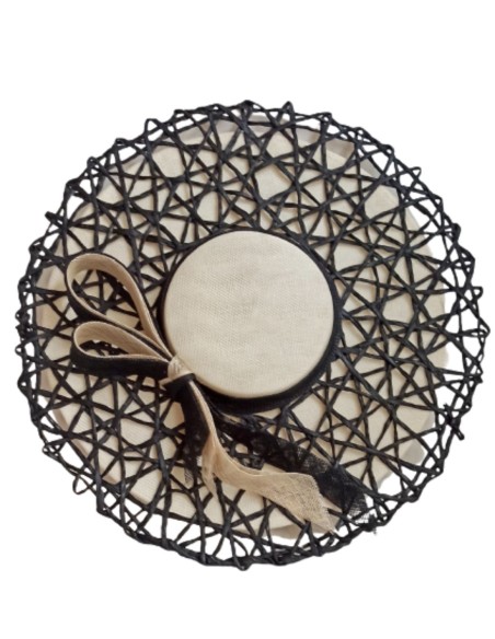 Pamela for guests in black and ivory.