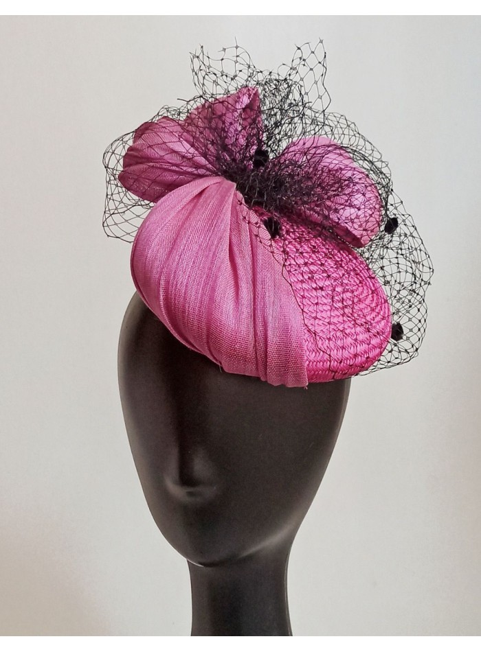 Fuchsia headdress for daytime events.