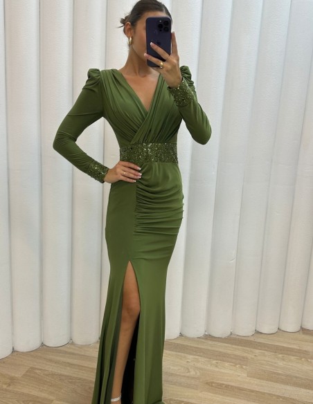 Vestido largo de fiesta con escote drapeado y lentejuelas