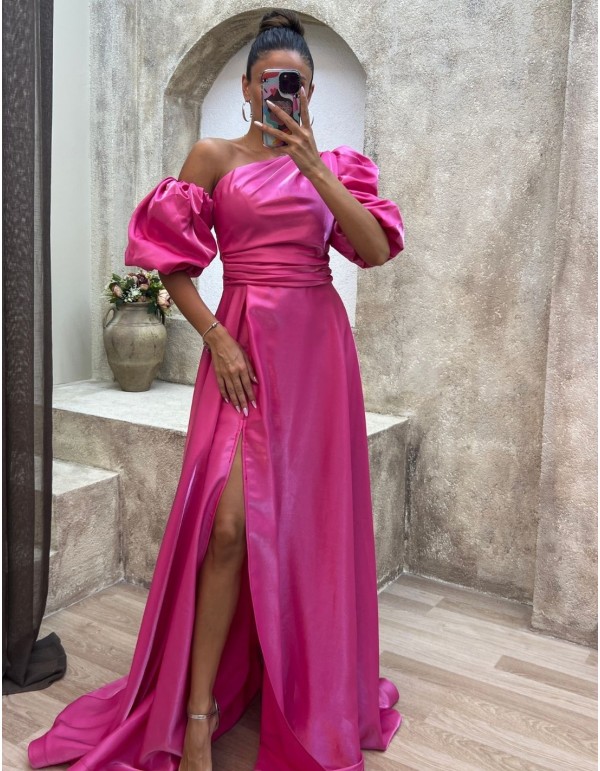Robe longue satinée avec manches ballon 2