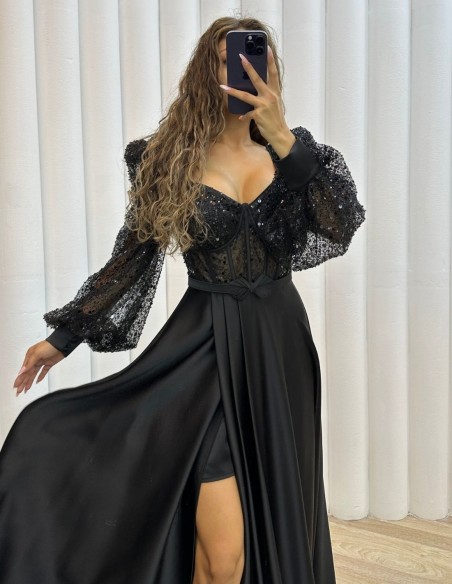 Vestido largo de fiesta de satén con corsé de lentejuelas