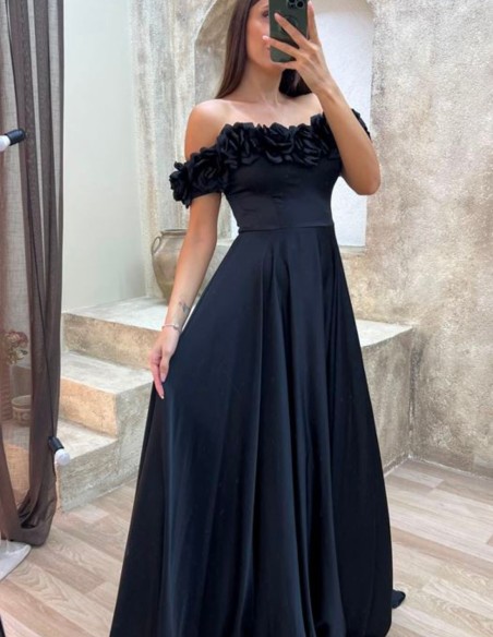 Vestido de fiesta con escote bandeau de flores