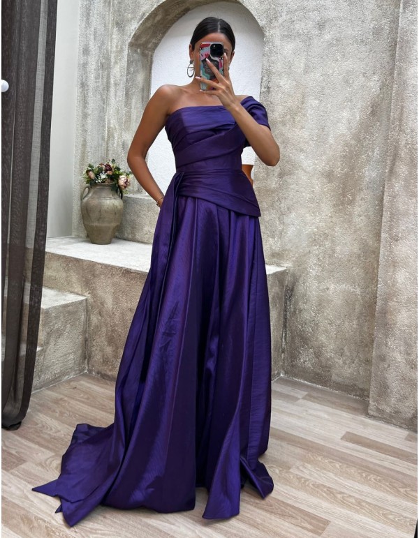 Party dress with bow corset and gathered skirt 2