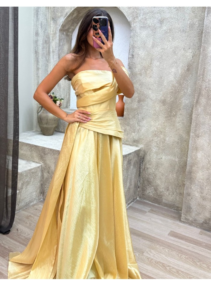 Vestido de fiesta con corsé de lazo y falda...