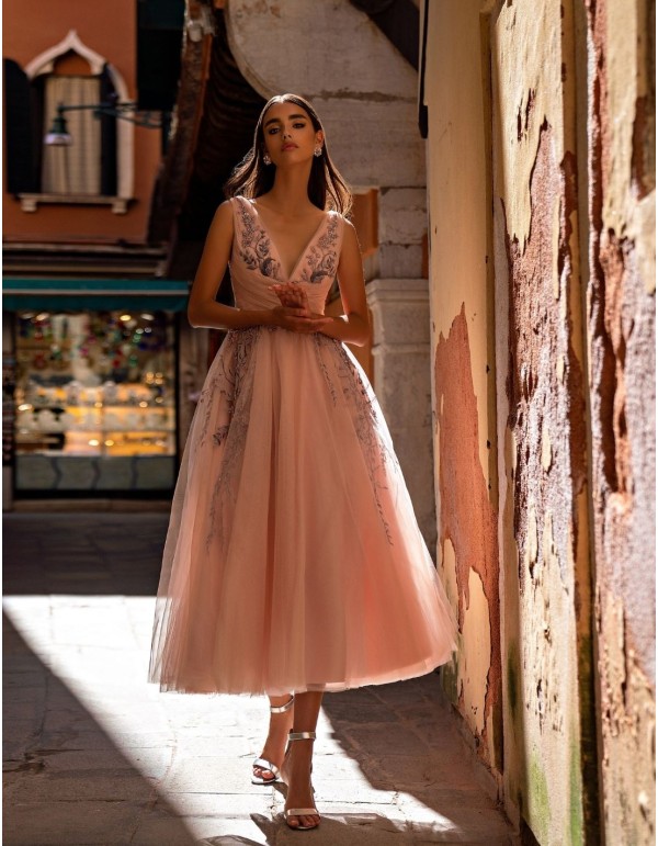 Midi party dress in powder pink with tulle skirt 2