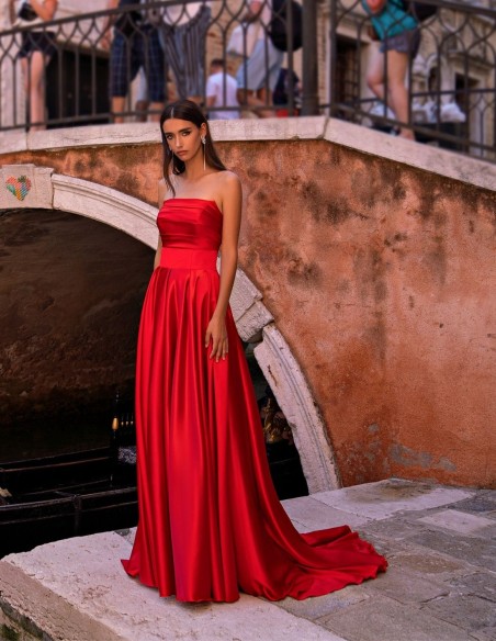 Vestido de fiesta largo palabra de honor