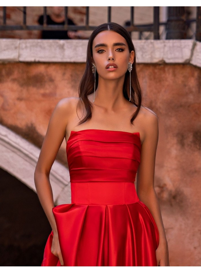 Robe longue de soirée à bretelles