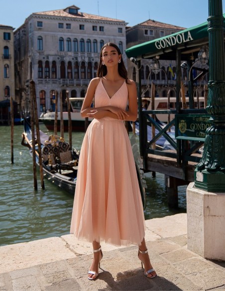 Midi dress with shiny tulle and pleated bodice