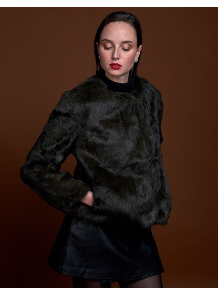 Veste en fourrure de lapin à col rond