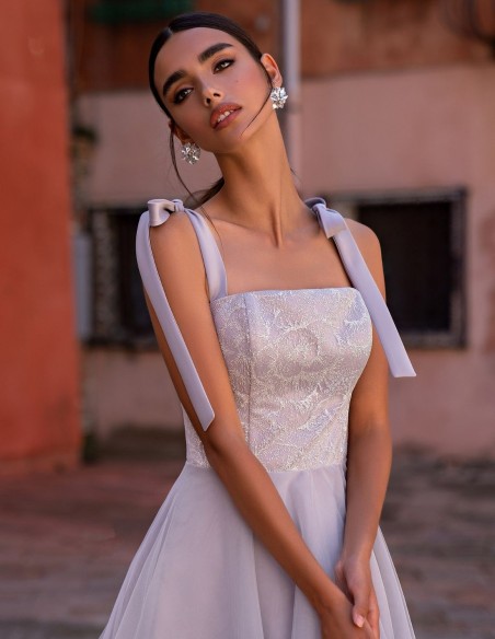 Midi party dress with bow straps and tulle skirt