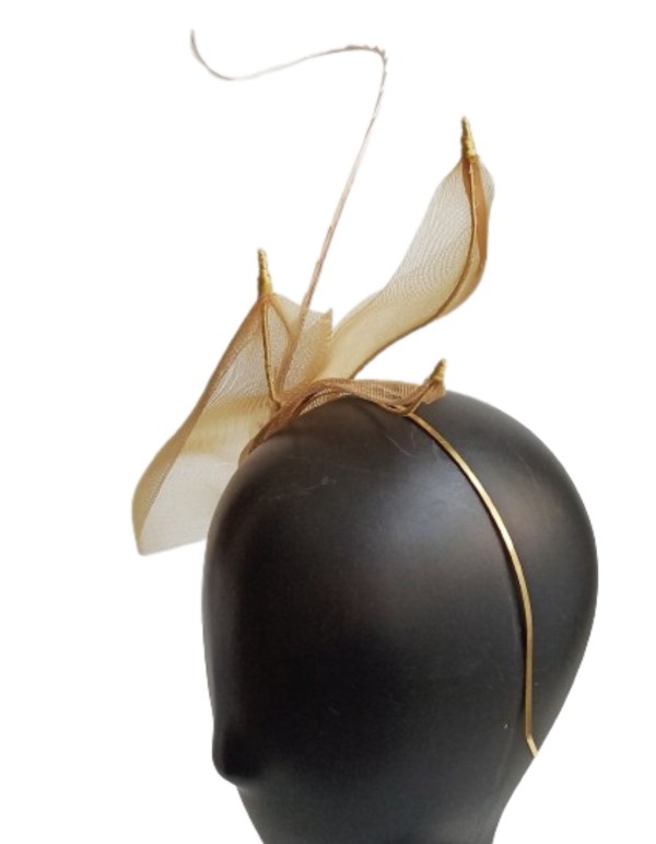 Diadema para invitada en tonos tierra. 2