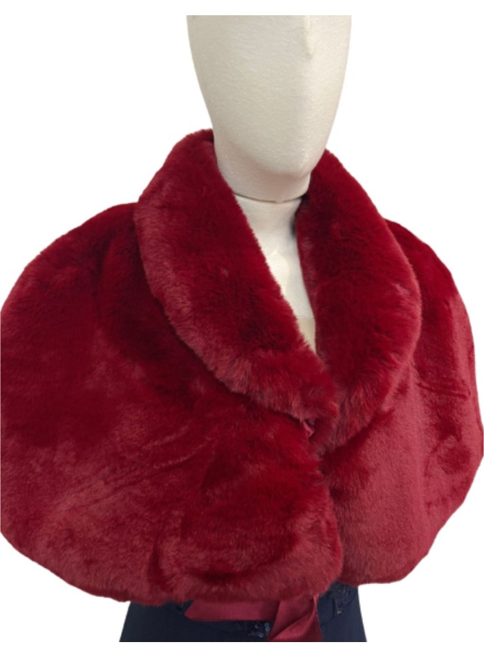 Fur-trimmed top with lace-up