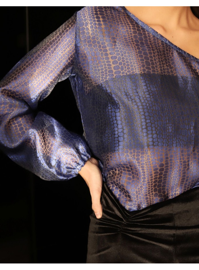 Top de fiesta con transparencias escote asimétrico