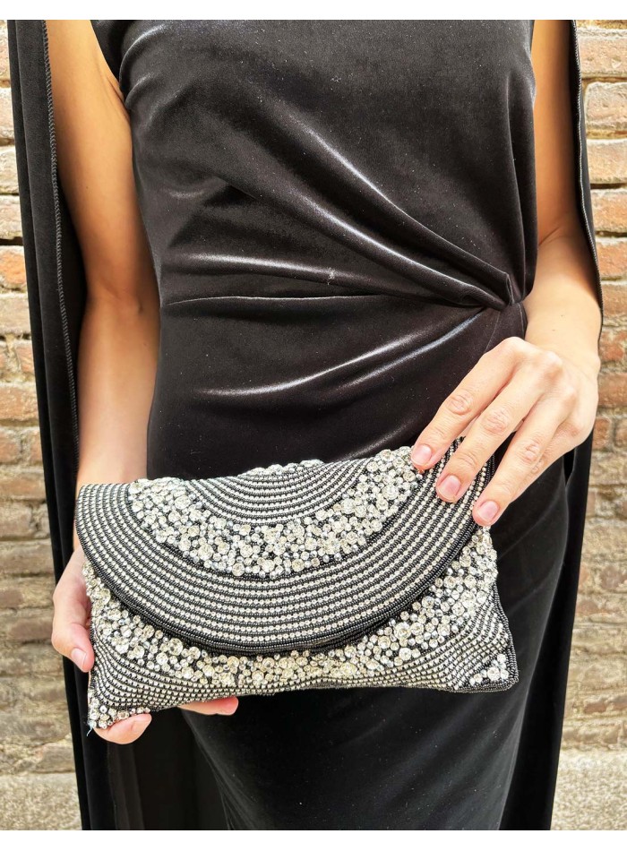 Bolso de fiesta negro con cristales blancos