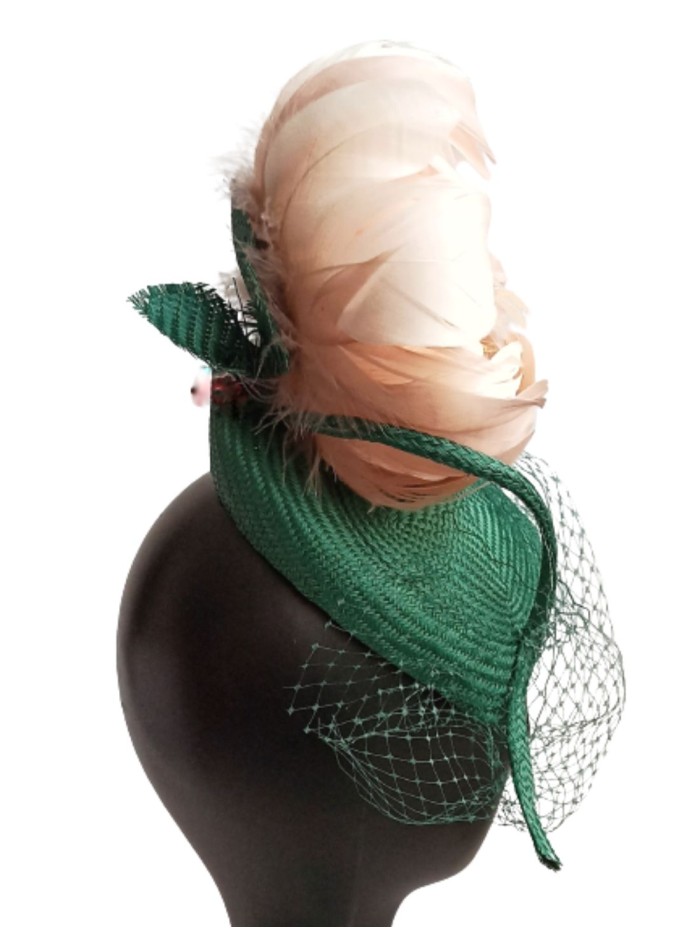 Flower headpiece for daytime guests.