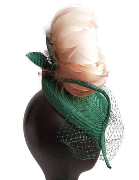 Flower headpiece for daytime guests.