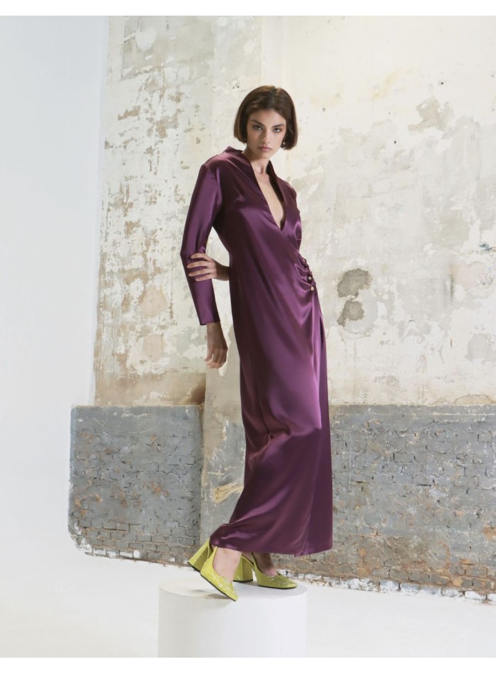 Vestido de fiesta largo satén burdeos con botones