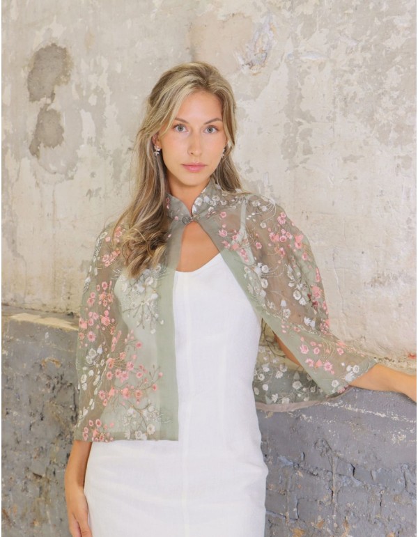 Short party cape in embroidered silk organza 2
