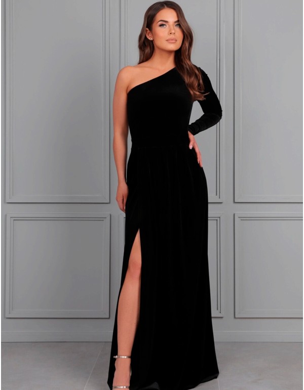 Evening dress in velvet with one sleeve and slit