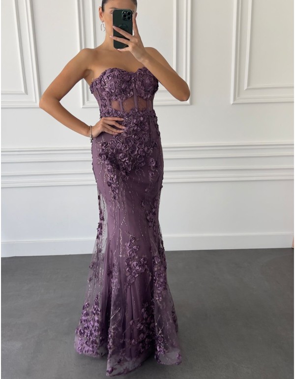 Strapless party dress with rose details 2