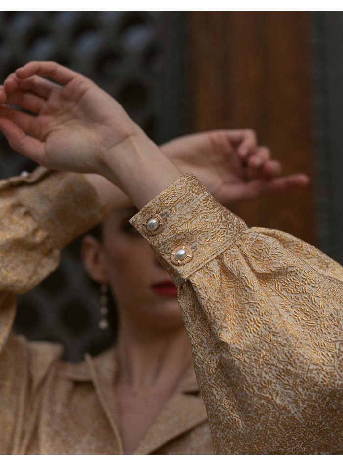 Blouse de fête imprimée dorée à manches bouffantes