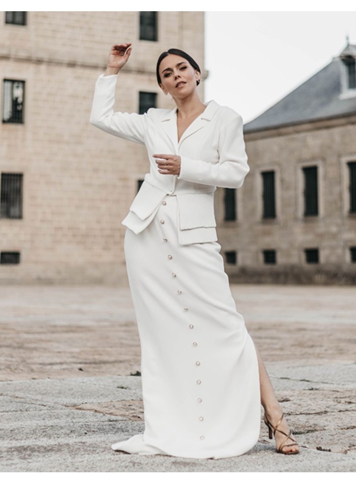 White long skirt with pearl buttons