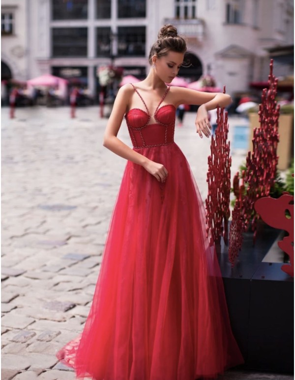 Long party dress with embroidered tulle skirt and bodice